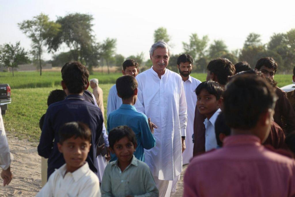 Jahangir khan tareen with adorable people of Lodhran